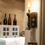 Apartment Boutique Homes *