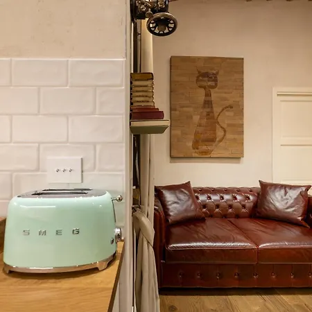 Boutique Homes * Siena