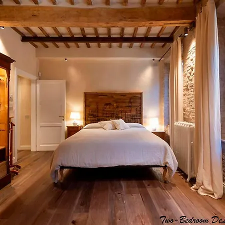 Boutique Homes *