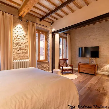 Boutique Homes *