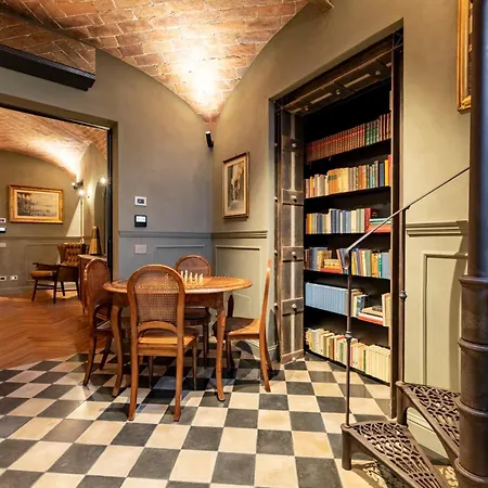 Boutique Homes * Siena