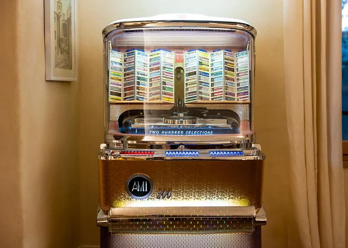 Boutique Homes סיינה